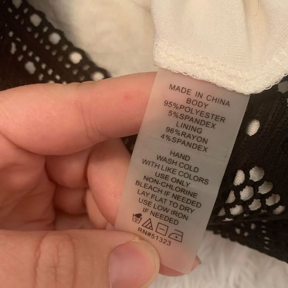 [Vince Camuto] Black Eyelet Knit Skirt - Size Small - Picture 4 of 4